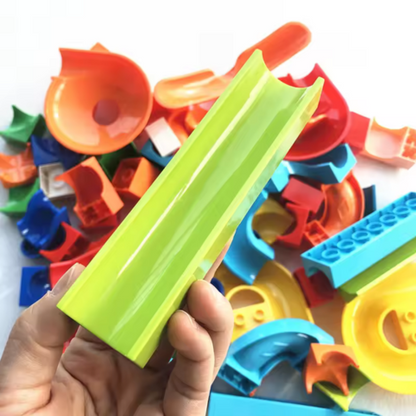Musical Marble Run Set Feature Slide